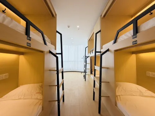 TOTORO YOUTH HOSTELS XINGYI