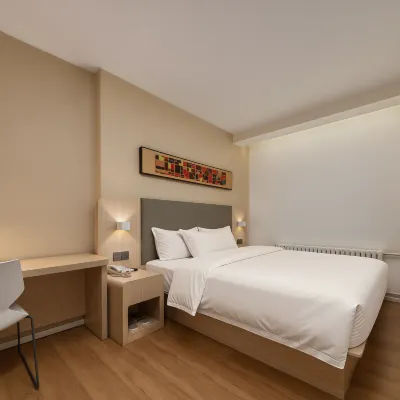 Hancheng Hotel (Harbin Exhibition Center Changjiang Road) Hotels near Longta
