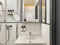 voco Budapest D8 by IHG Hotels near Varhegy