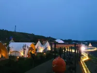 Baili Danxia Wild Luxury Campsite Hotels in Manas County