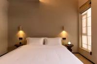 Tingyue Hot Spring Homestay (Xinzhou Ancient City Branch)