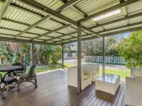 Lennox Beach Shack – Classic Coastal Stay Near the Beach Hotels in Lennox Head