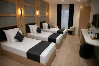 Golden River Hotel by Continent - Bữa sáng
