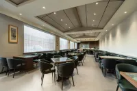 Linjia·Serenity Song-style Private Hot Spring Inn (Shanhaiguan First Pass Scenic Area) - Homestays