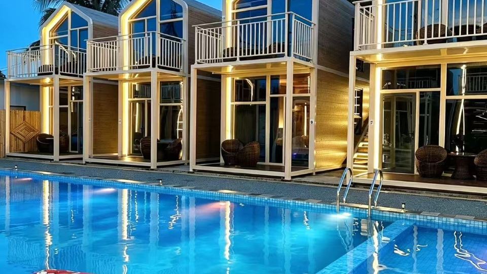 Amber Villa