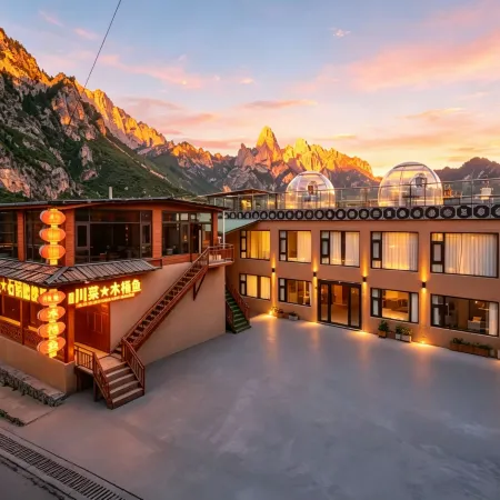 Shicheng Ancient Residence | Guanxi Pavilion Sunrise Encounter Golden Mountain (Zhagana Scenic Area)