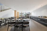 Maitreya Blue Lake Hot Spring Resort Hotel - Suối nước nóng