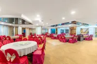 Jinding Grand Hotel (Jinxian Station Fenghuang Street) - parking