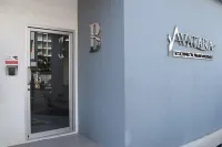 Mae Phim Beachside 1BR Condo Sleeps 3 With Rooftop Pool - Apartments