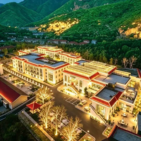 Tai'an General Fenghua Resort Center (Tianwai Village Red Gate Scenic Area)