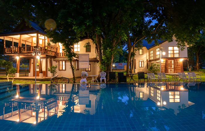 ZJ stay over the moon Wellness resort and cafe