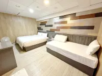 My House hotel - 駐車場