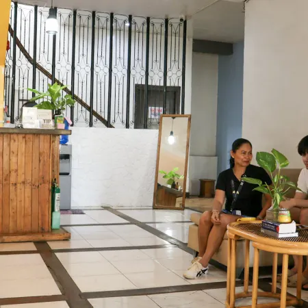 Yellow Umbrella Hostels