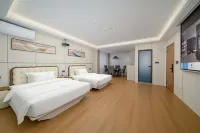 Runxin E-sports Boutique Stay (Huizhou Shuidong Street) - 주차장