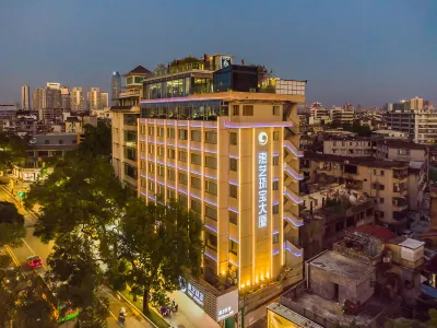 Veee Hotel Hotel in zona Hejiang Attic