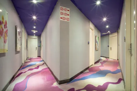 Shanghai Yijun Select Hotel Отели рядом с достопримечательностью «Jiuzi Park»