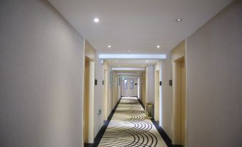 Yuting Hotel (Hefei Central Huancheng Fanhua Avenue subway station)