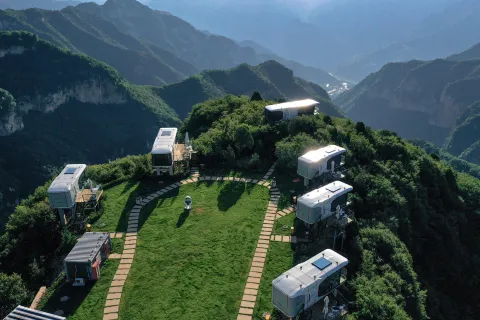 Yunqiu Mountain Qingye Home