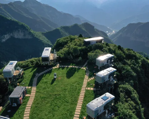 Yunqiu Mountain Qingye Home 샹닝 호텔
