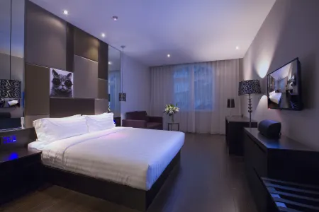 Orange Hotel (Qingdao Haier Road Shilaoren Bathing Beach)