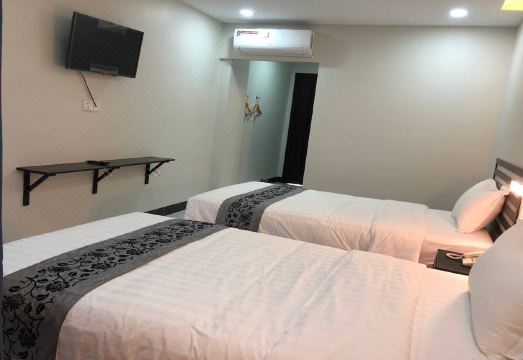 5. 호텔 촘 차오 ..