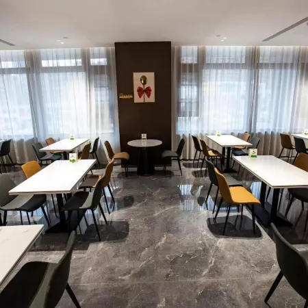 New Mile Yuan Boutique Hotel