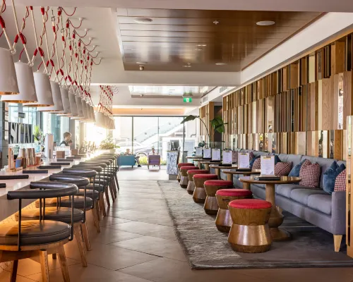M Social Hotel Auckland Hotels near كوينز وارف