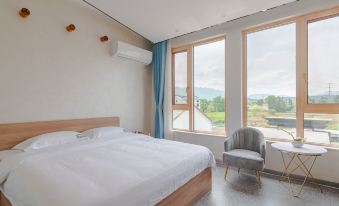Taohuatan Xixuan Mengge Homestay (Taohuatan Scenic Area)