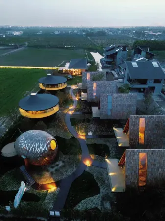 Taicang 72 Jiacun Shufrog Tribe Отели рядом с достопримечательностью «Yangtze Estuary Tourist Resort in Taicang, Jiangsu Province»