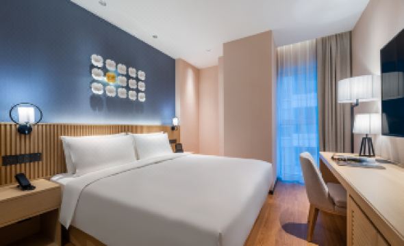 Crystal Orange Beijing Changying Paradise Walk