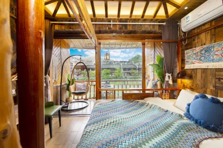 Mountain Rain River View Hote