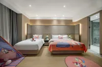 Longxiang Hotel Отели рядом с достопримечательностью «Академия Водоохранных Научных Исследований Желтой реки Комитета»