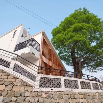 Floral Hotel·Beijing Skilled Craftsman Hotel (Huairou Liudu River)