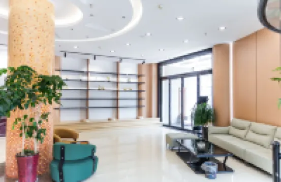 Chenggu Junshang Hotel