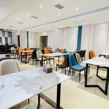 HYPERSPACE HOTEL SELECT