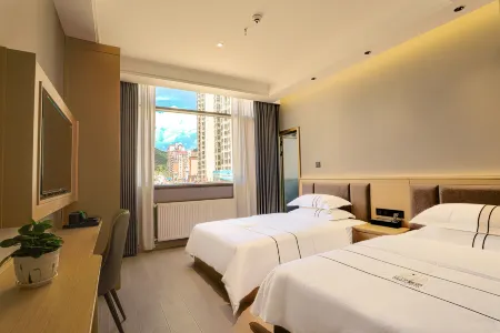 Yunwai Hotel, Badong County Отели рядом с достопримечательностью «Yesanguan Forest Flower Sea»