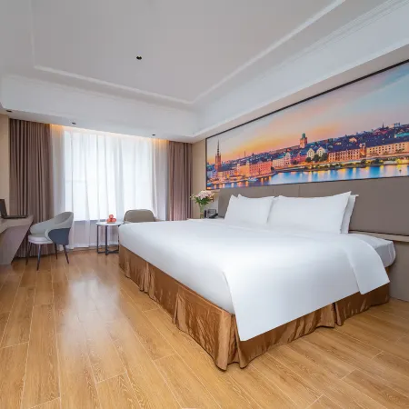 Vienna Hotel (Huarong Avenue)