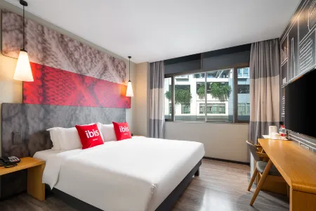 Ibis Hotel Shenzhen Daxin Subway Station