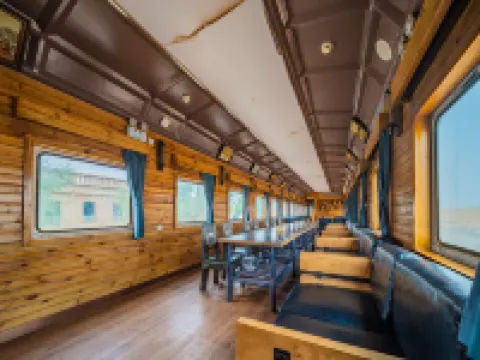 Jinshahai Desert Theme Train Hotel