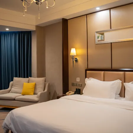 Hoting Holiday Hotel