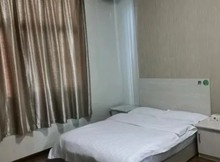 Nanfeng Guest House Отели рядом с достопримечательностью «Wanfu Ancient Temple»