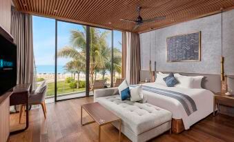 Wyndham Hoi An Royal Beachfront Resort & Villas