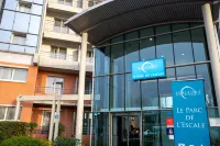 Clarion Aparthotel Toulouse Le Parc de l’Escale Hotels near Stade Michel Bendichou