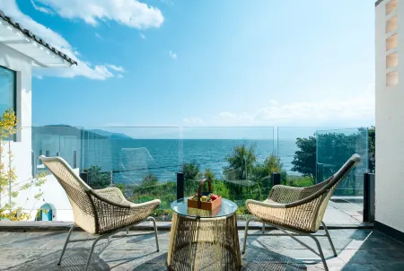 Dali Walan·Waterfront Garden Seaview Inn