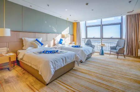 DeLingHa Chaidam Hotel Отели рядом с достопримечательностью «Qinghai Chaidamu Vocational and Technical College»