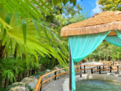 Hongshanhu Hot Spring Hotel Hotels in Shilin