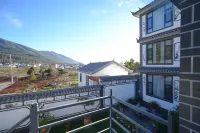 Jinglin Hanshe · Rustic Mountain Isle Leisure Courtyard Boutique Homestay - pemandangan pegunungan
