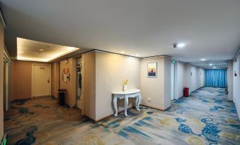 Afur Smart hotel chain ( Weining store)