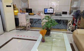 Longchang Jiutian Business Hotel