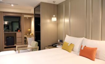 Olah Poshtel Taichung Wenxin